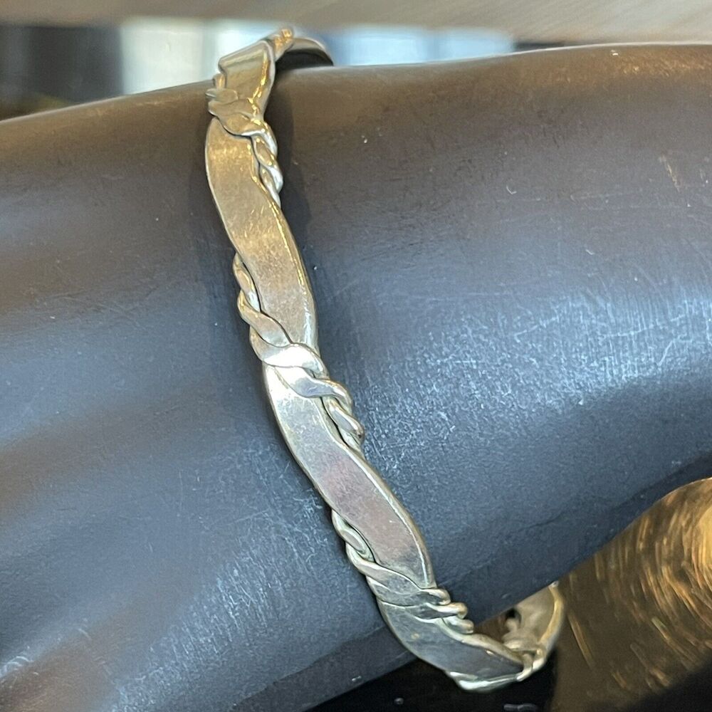 Signed Mexico Southwestern Bangle Bracelet Vintage 2.75”Diameter Silver Tone